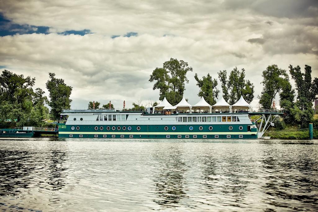 Hotel Rohan Boat Prague Extérieur photo